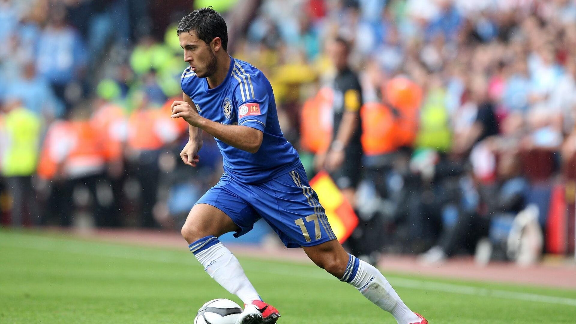 开云权威入口-《电竞场馆设计理念：科技与艺术的完美结合》，电竞场馆建设标准全文