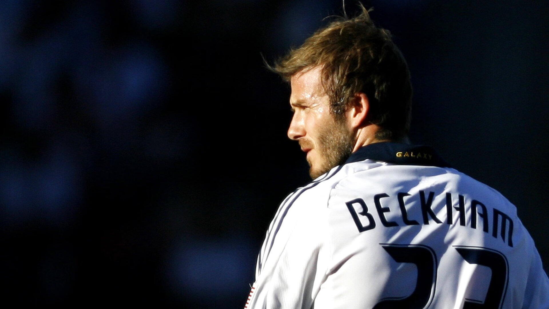 外国足球友谊赛，文化交流新平台，外国足球联赛